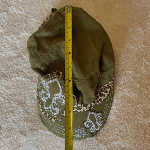 Leopard Rhinestone Bedazzled Distressed Hat - Picture 4 of 5